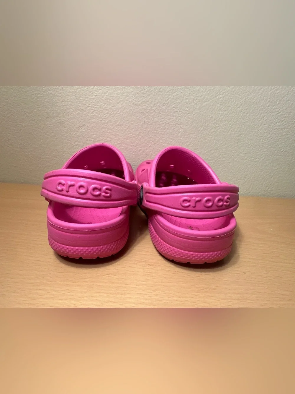Crocs Classic Clog Pink Slip On Shoes Size C 8